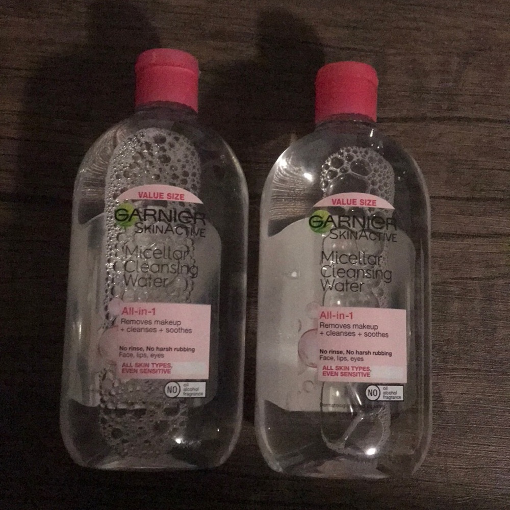 2 Garnier Skinactive Micellar Cleansing water